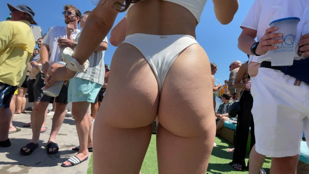 Asstronomy_whitebikini03.jpg.40c2e2ed4db1f5b96b0136bd1b33c62b.thumb.jpg.8c0e054e62cf24140dfbb67b588408be.jpg