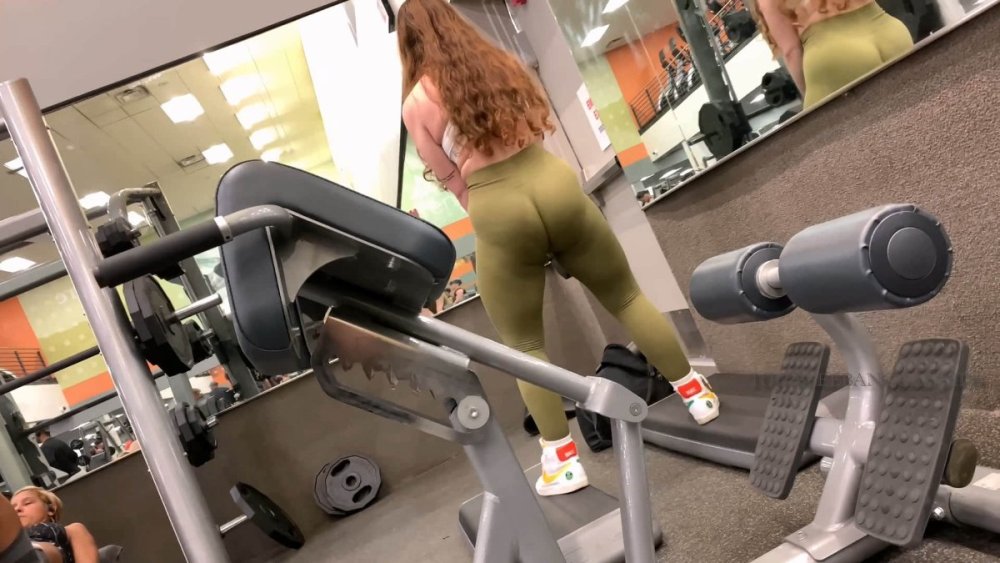 808790953_5fttallredheadoliveleggings.mov_20220928_033905_295.jpg.b5fb5b9a879cec8fefe623952405640a.jpg