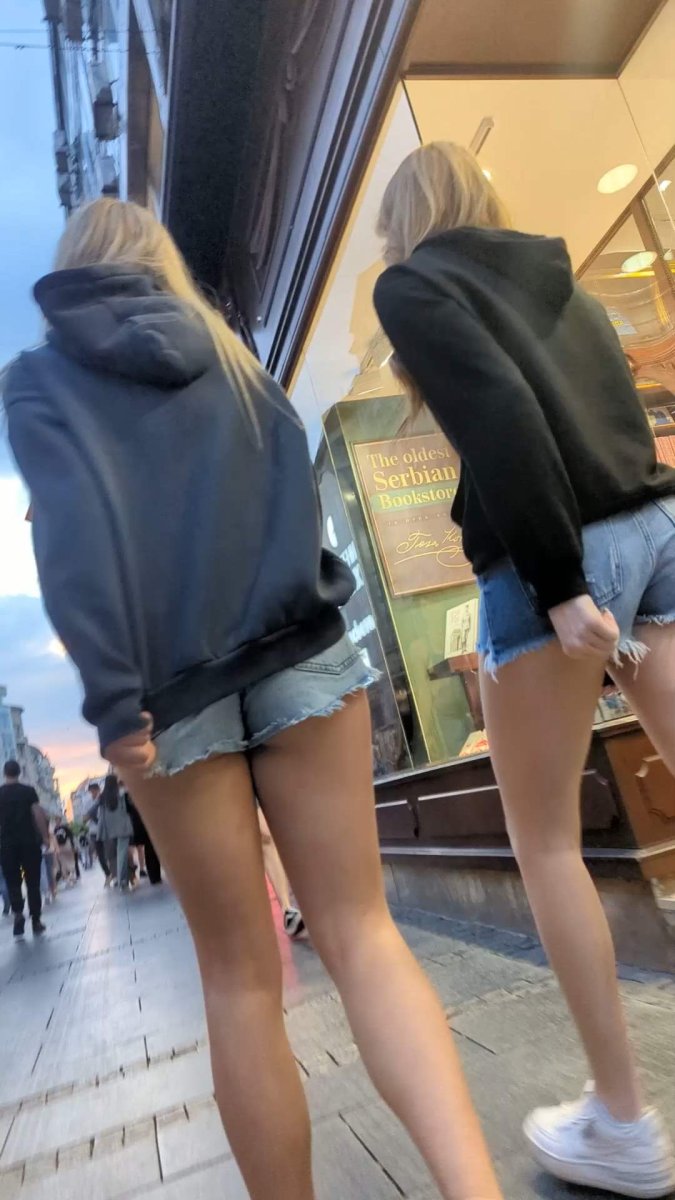 double trouble cheeky jeans shorts, yummy asses and legs.mp4_snapshot_00.19.000.jpg