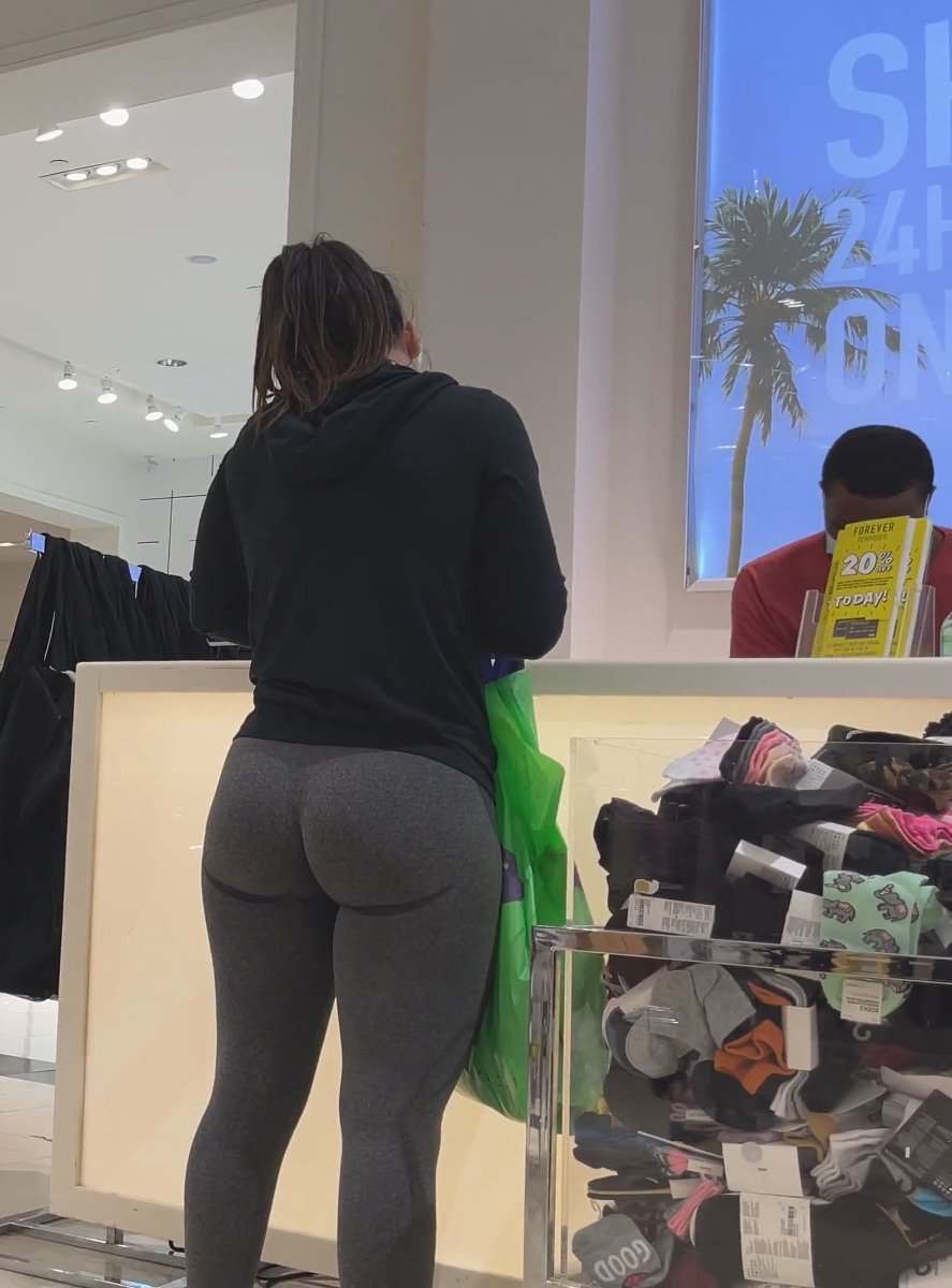 thecandidforum.com Leggings yoga 