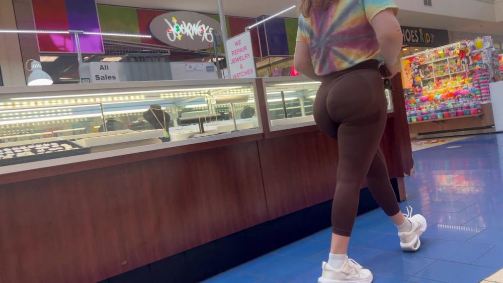 meaty in the mall_2.png