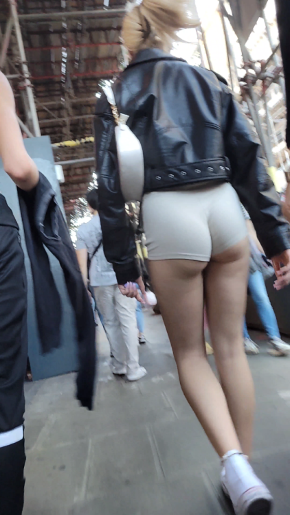 Tight white wedge shirts 4k_3.png